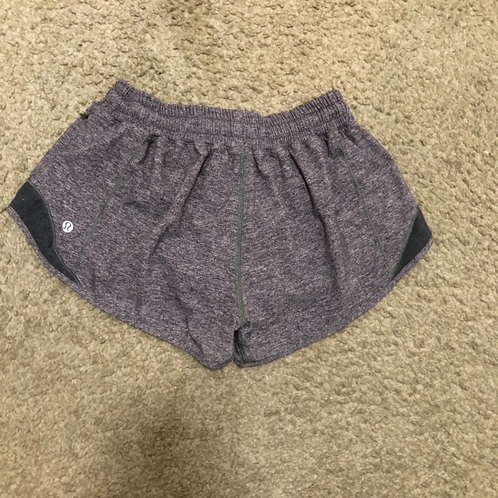 lululemon athletica Heathered Gray Running Shorts Size 6